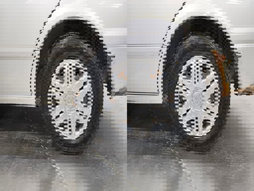 Used 2001 Toyota Camry LE image 11