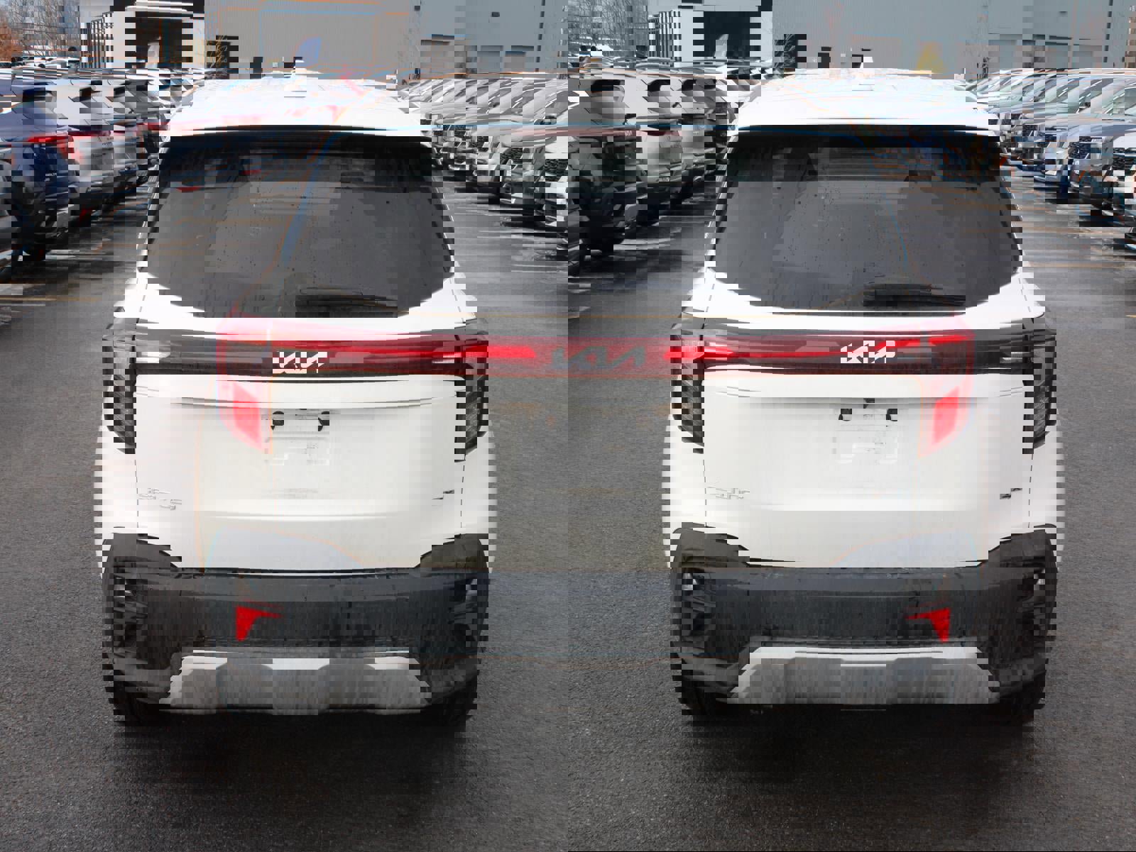 Certified 2024 Kia Seltos LX image 6