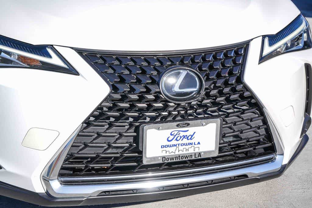 Used 2020 Lexus UX 200 w/ Accessory Package FWD image 5