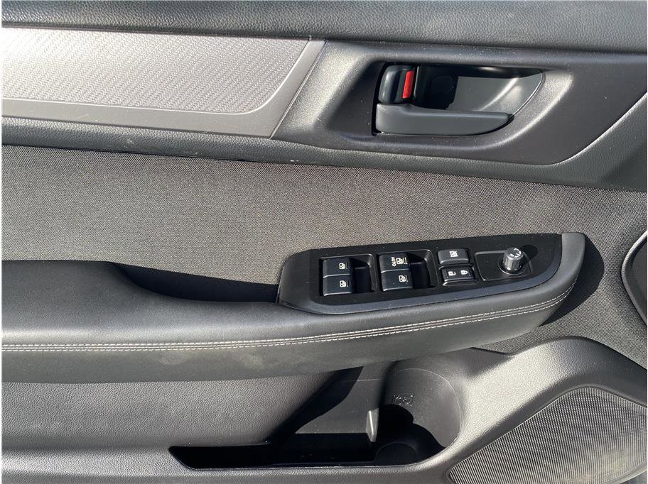 Used 2018 Subaru Outback 2.5i AWD/4WD image 12