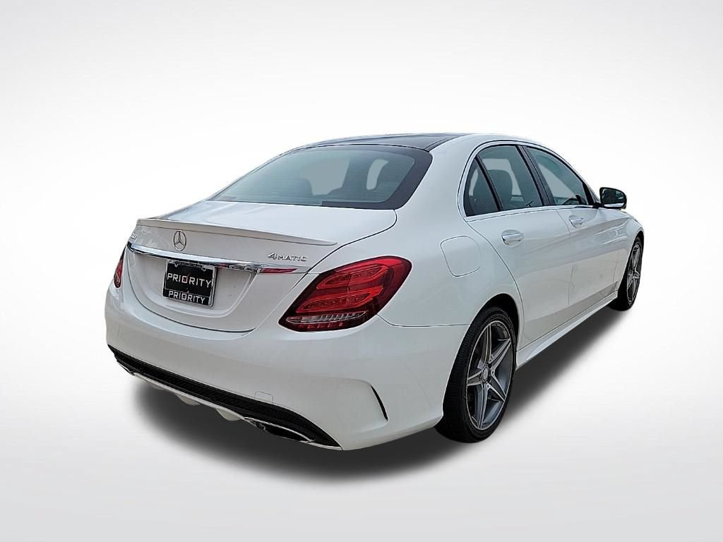 Used 2015 Mercedes-Benz C 300 4MATIC Sedan image 4