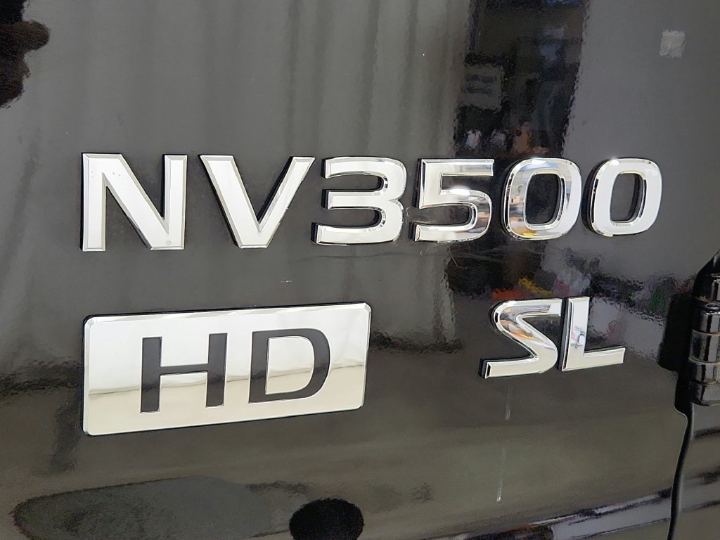 Used 2016 Nissan NV 3500 SL RWD image 26