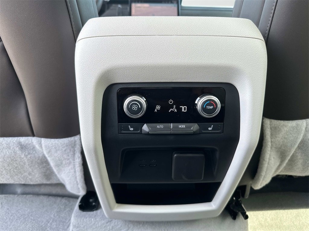 Used 2024 GMC Acadia Denali w/ Super Cruise Package image 15