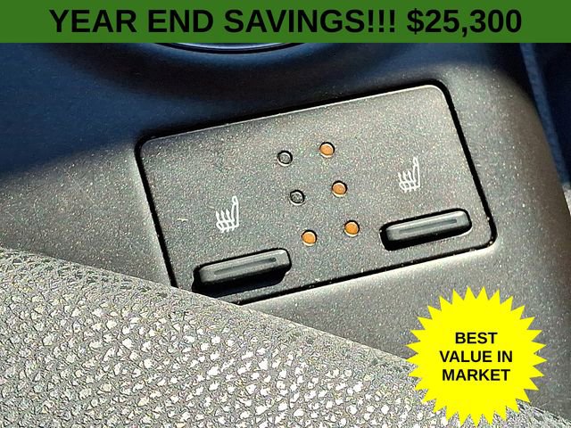 Used 2022 Toyota Camry XSE image 27