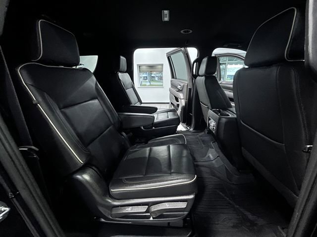 Certified 2023 GMC Yukon XL SLT w/ SLT Luxury Package image 13