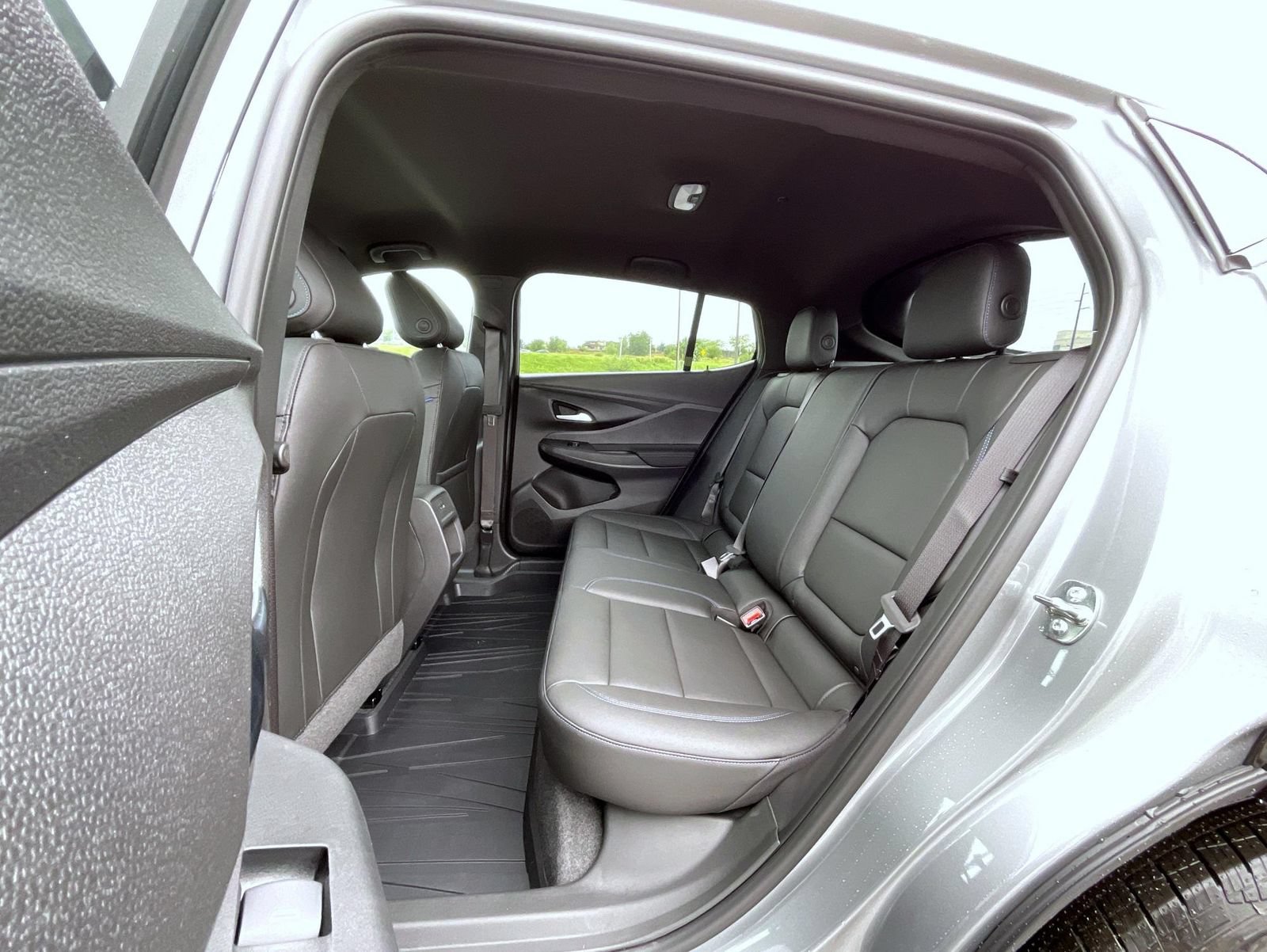 New 2026 Buick Envista Sport Touring w/ Convenience I Package FWD image 19