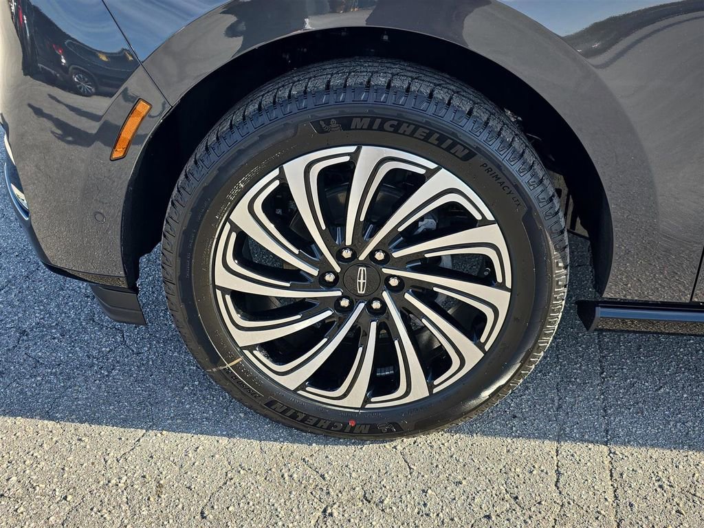 New 2025 Lincoln Navigator Black Label image 9