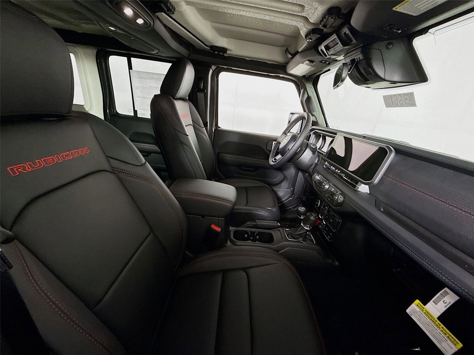 New 2026 Jeep Wrangler Unlimited Rubicon w/ Xtreme 35 Tire Package image 20