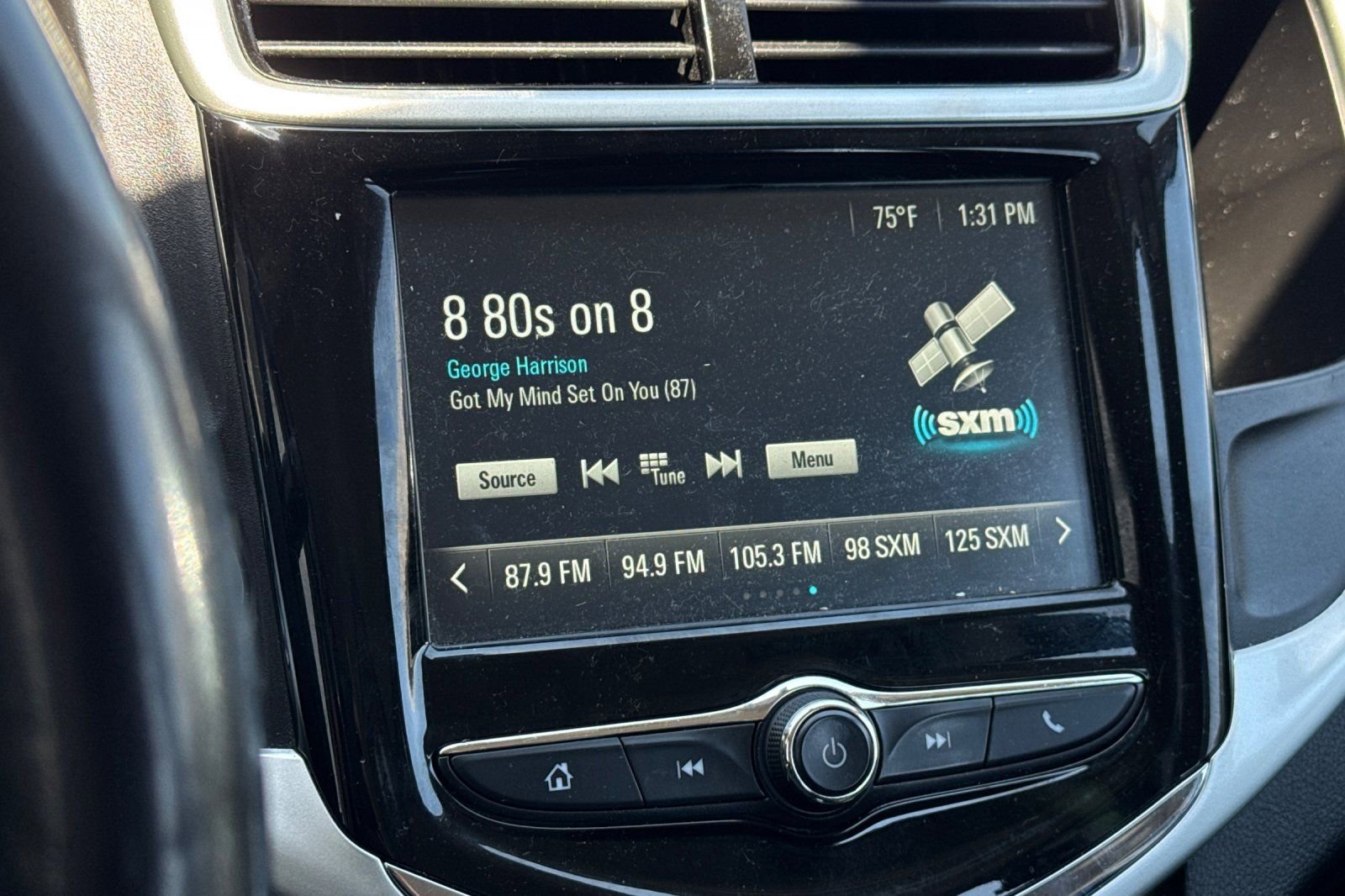 Used 2017 Chevrolet Sonic Premier FWD image 19
