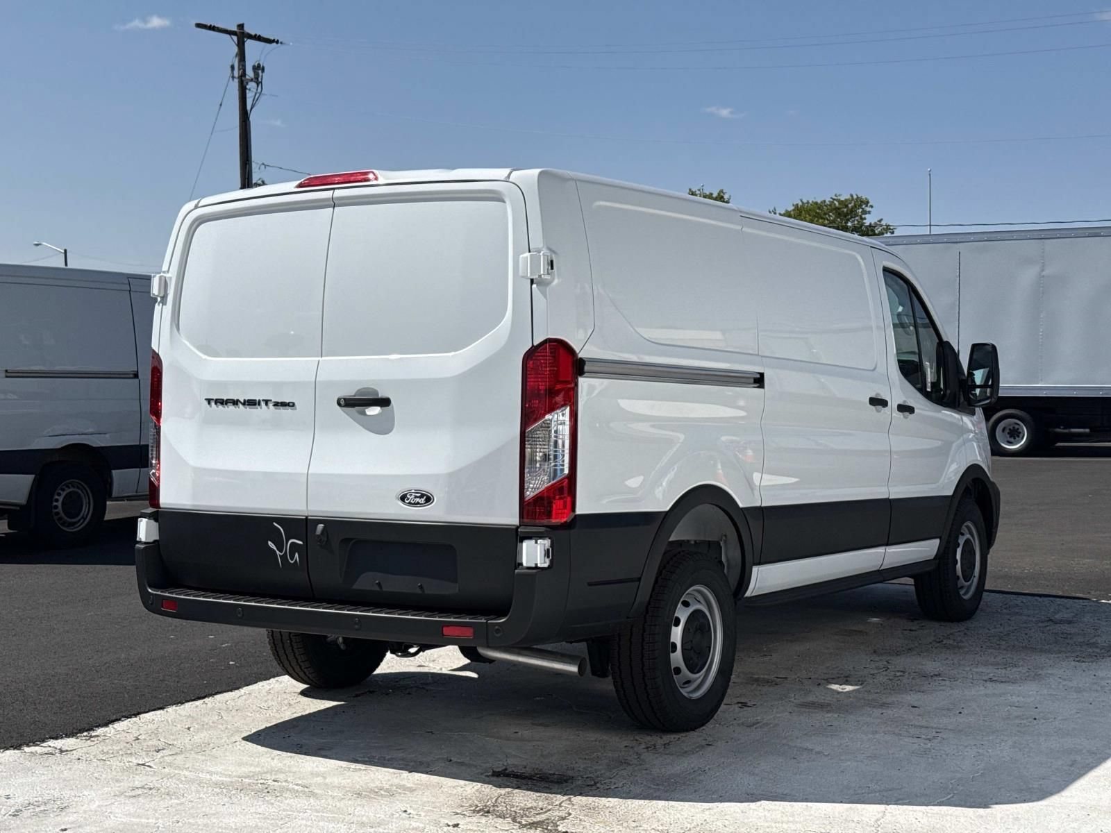 New 2026 Ford Transit 250 Low Roof w/ Load Area Protection Package RWD image 3