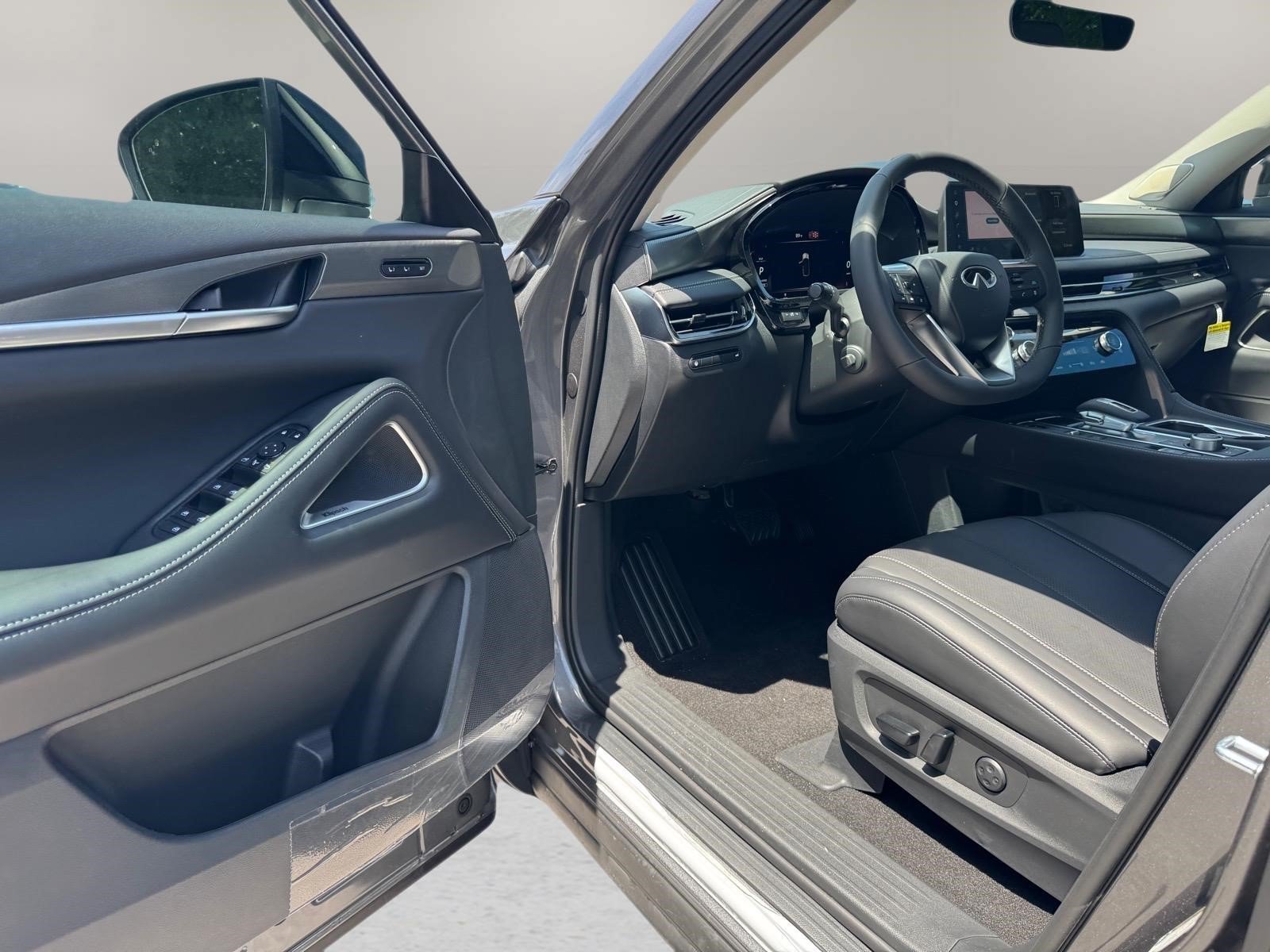 New 2027 INFINITI QX60 Luxe w/ Cargo Package AWD/4WD image 15
