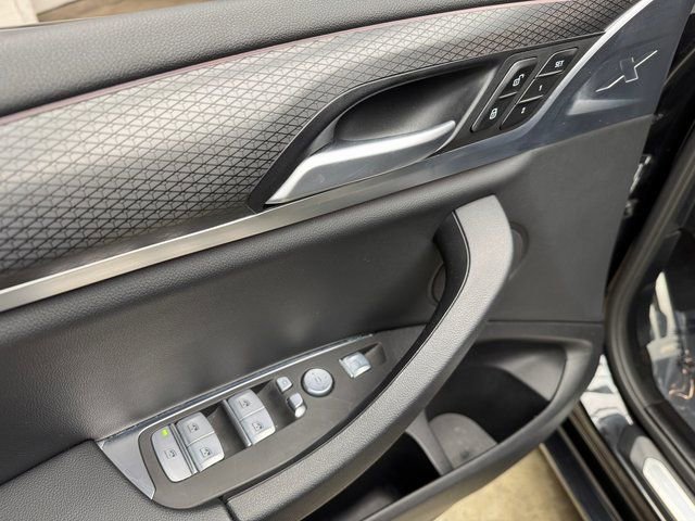 Certified 2023 BMW X4 xDrive30i w/ M Sport Package image 11