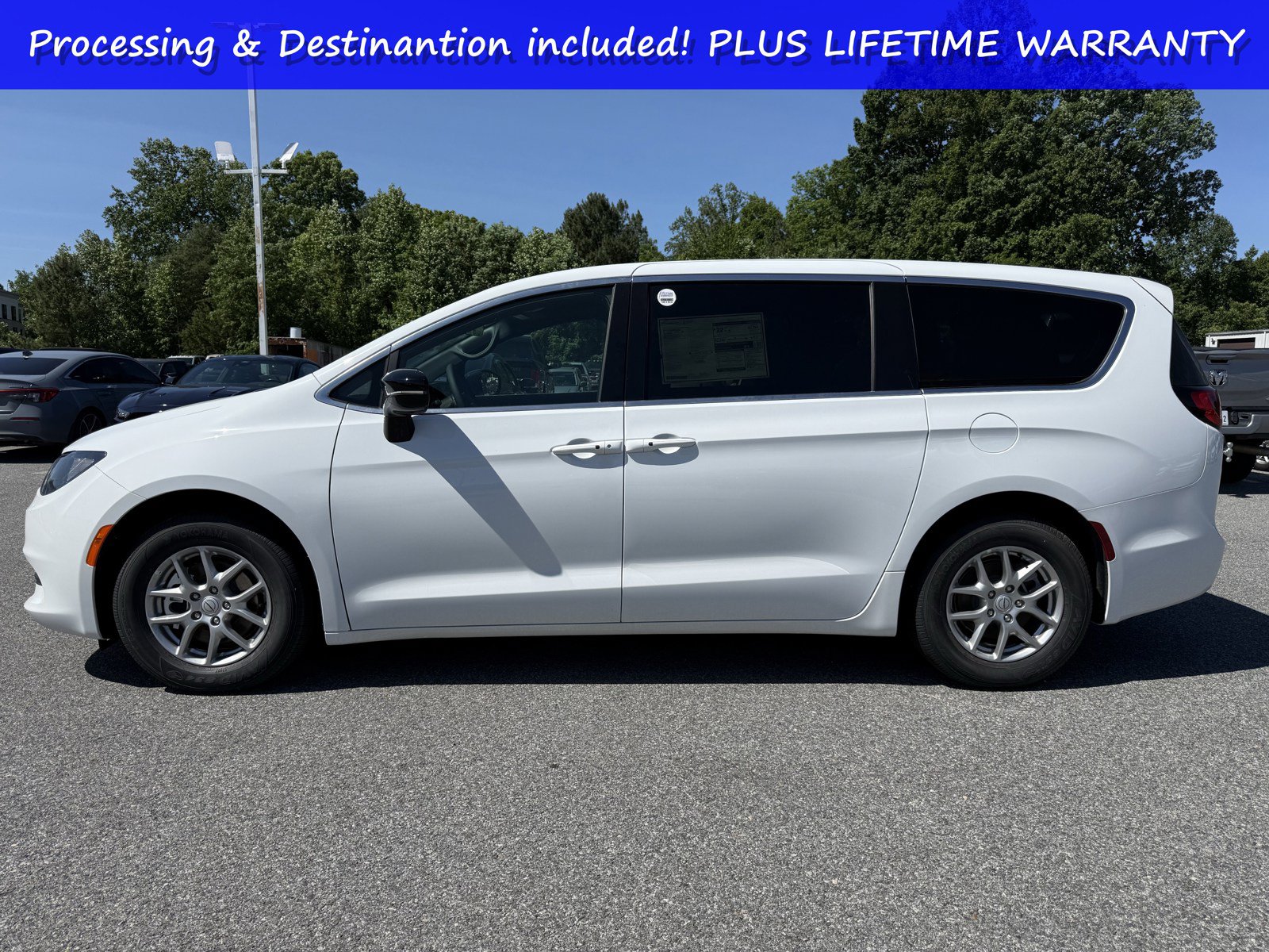 New 2026 Chrysler Voyager LX FWD image 6