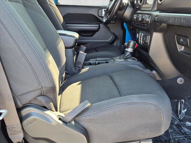 Used 2021 Jeep Wrangler Sport AWD/4WD image 18