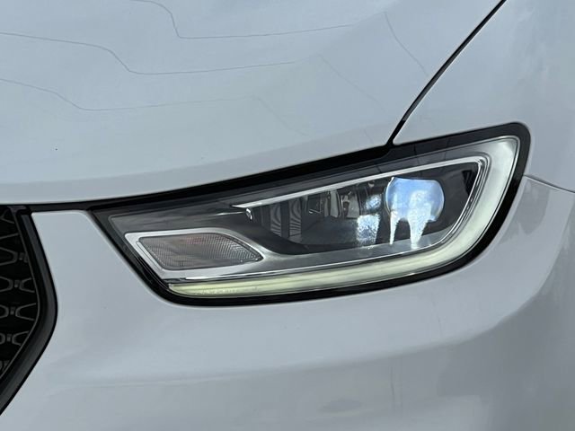Used 2024 Chrysler Pacifica Limited FWD image 44
