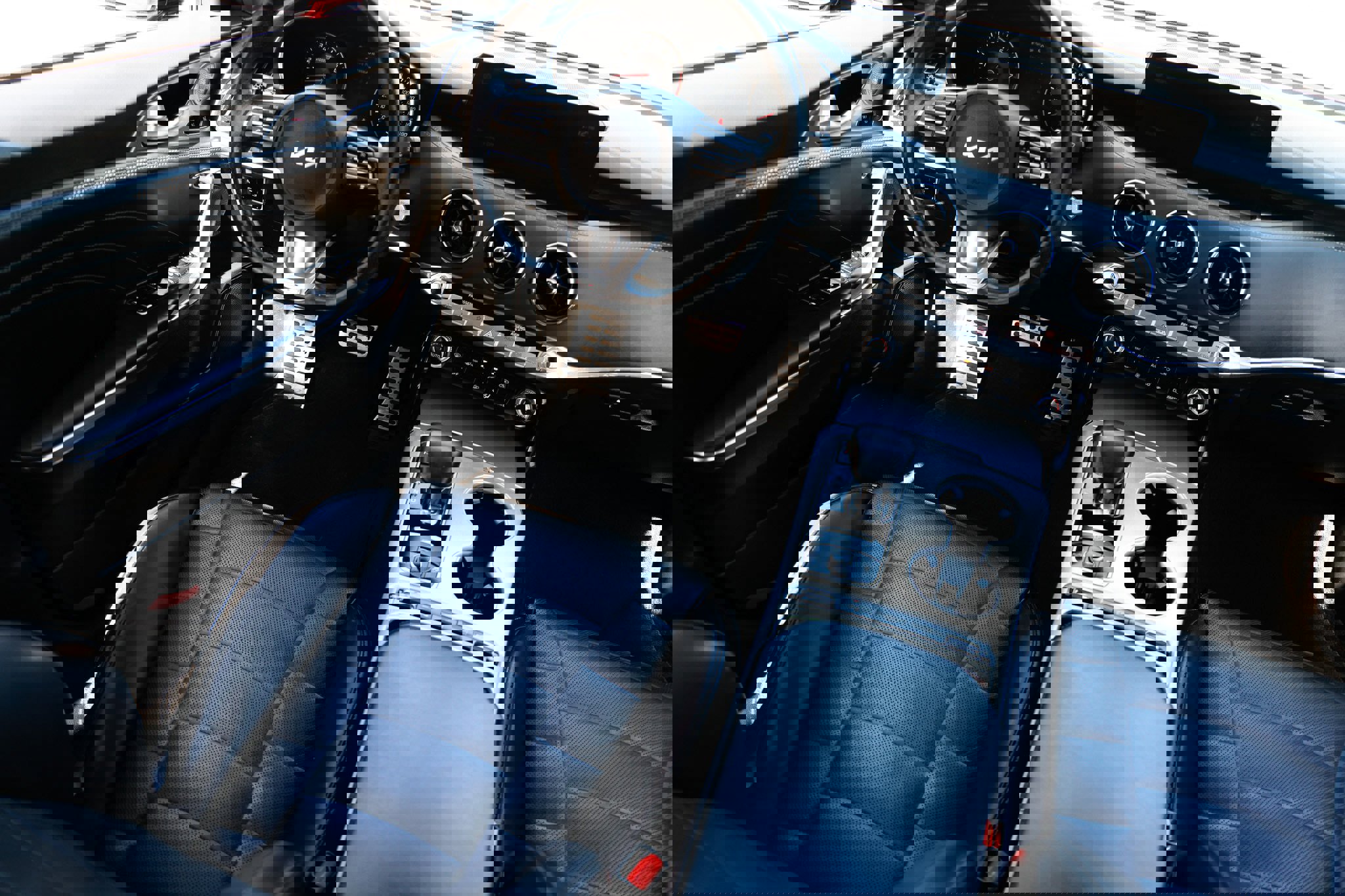 Used 2022 Kia Stinger GT2 image 23