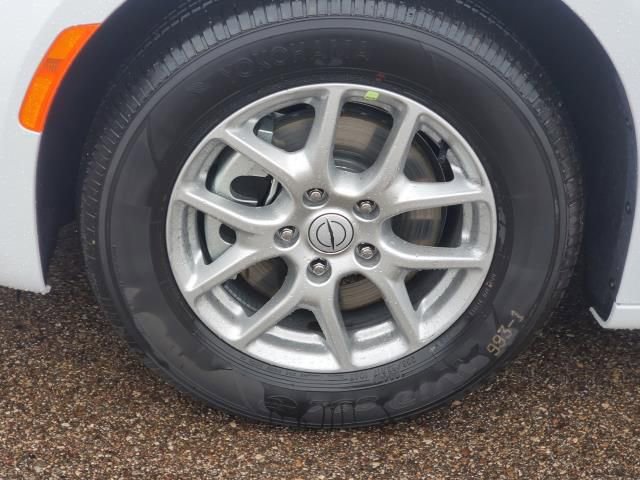 New 2026 Chrysler Pacifica Select image 5