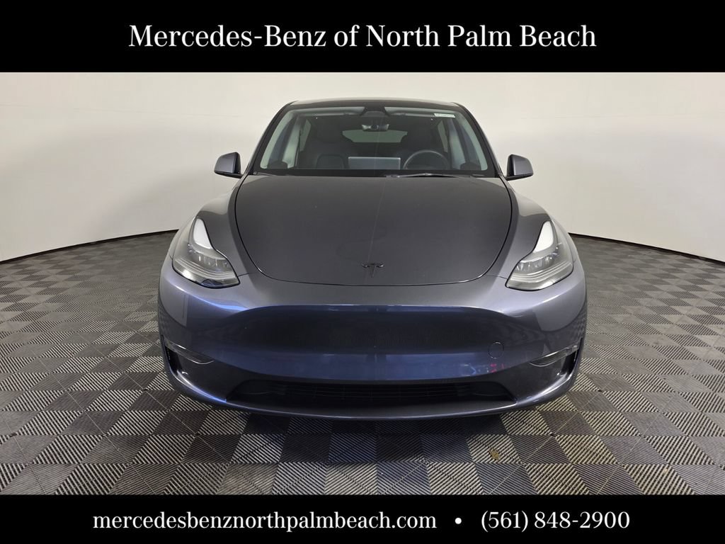 Used 2023 Tesla Model Y 2WD image 2
