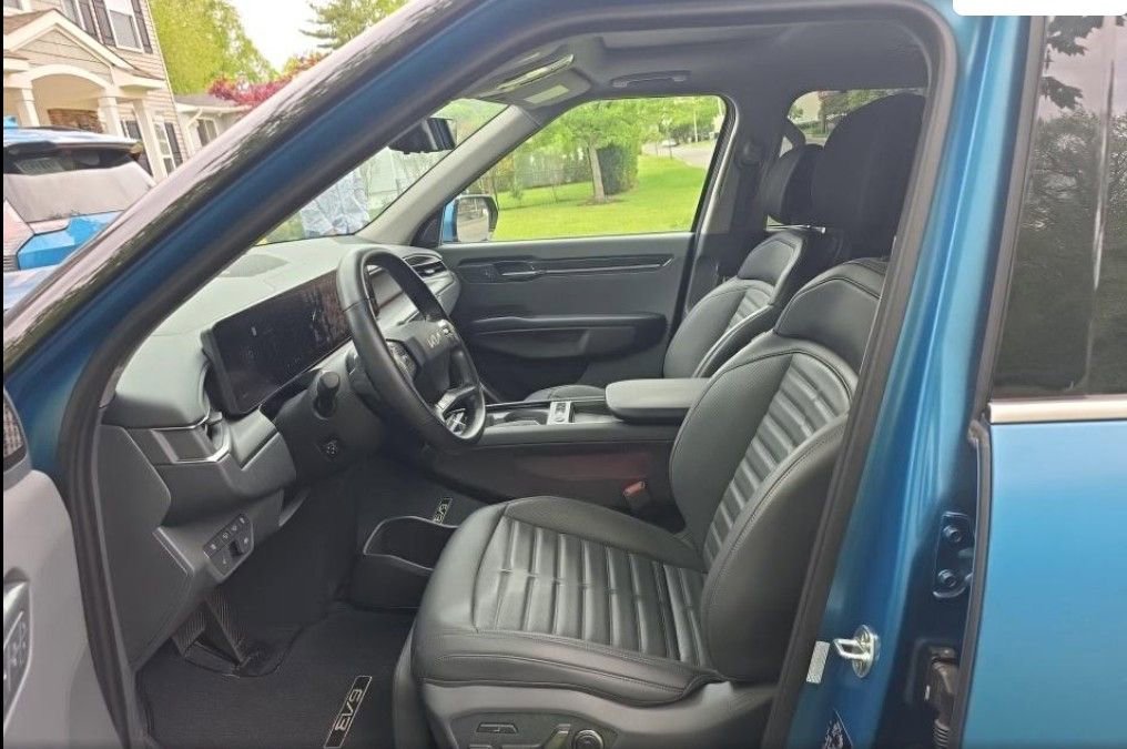 Used 2024 Kia EV9 Land AWD/4WD image 7