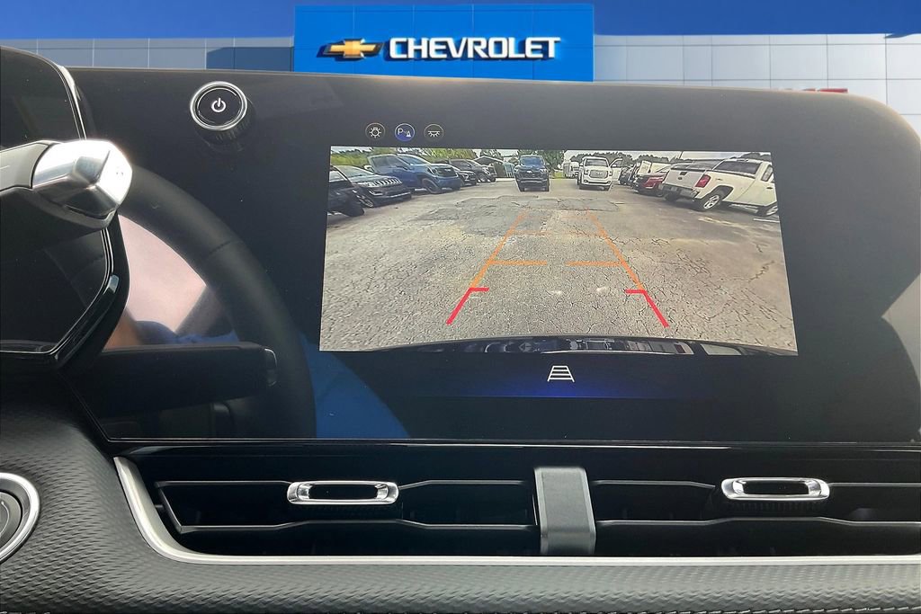 New 2026 Chevrolet Equinox LT w/ LPO, Floor Liner Package image 21