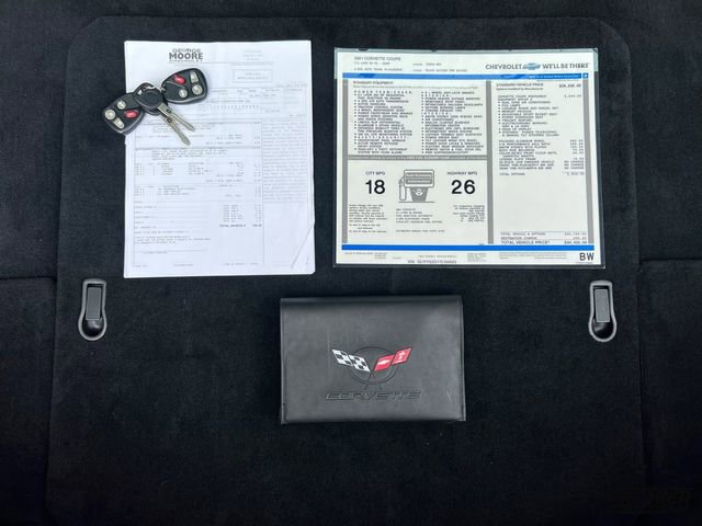 Used 2001 Chevrolet Corvette Coupe w/ Preferred Equipment Group2 image 71