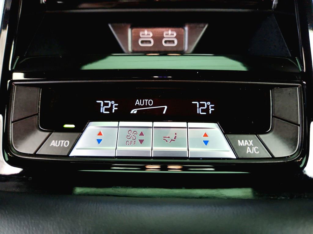 Used 2022 BMW 840i Gran Coupe xDrive AWD/4WD image 31