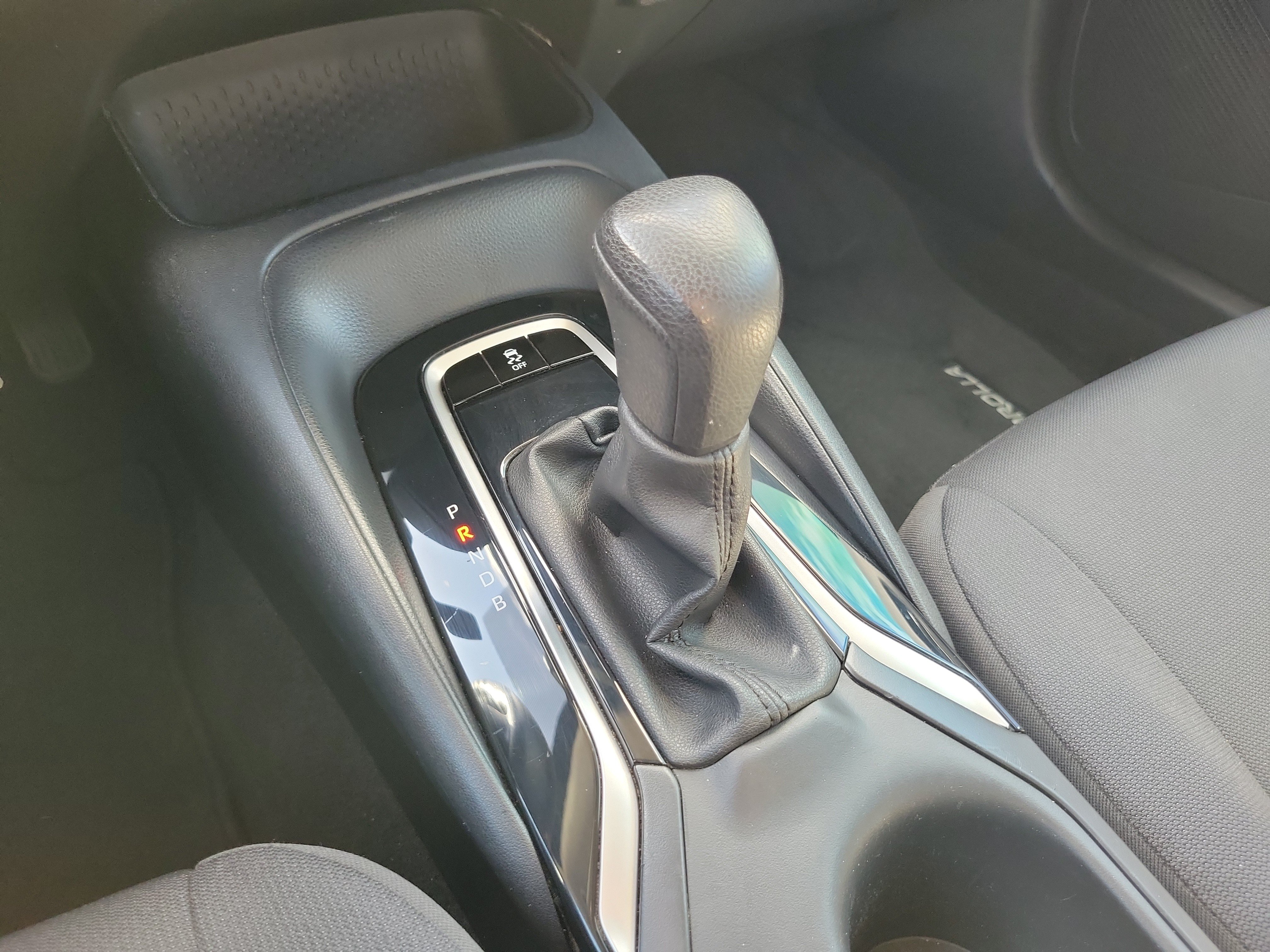 Used 2023 Toyota Corolla LE FWD image 28