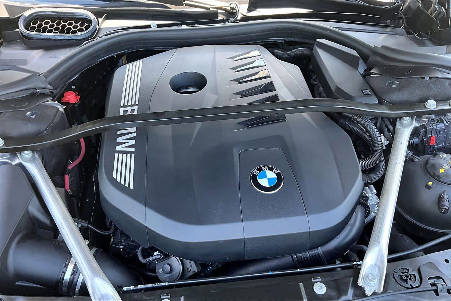 Certified 2025 BMW 740i RWD image 34