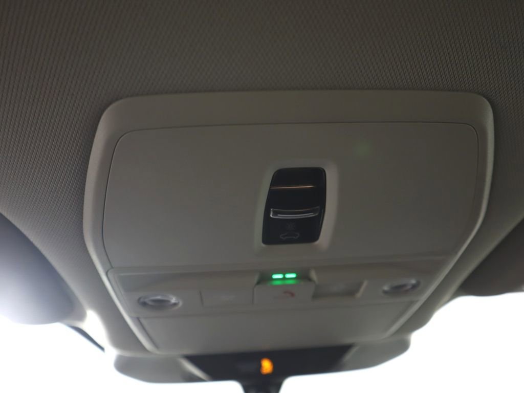 New 2026 Nissan Leaf Platinum+ w/ Floor Mat Package (Platinum+) FWD image 14