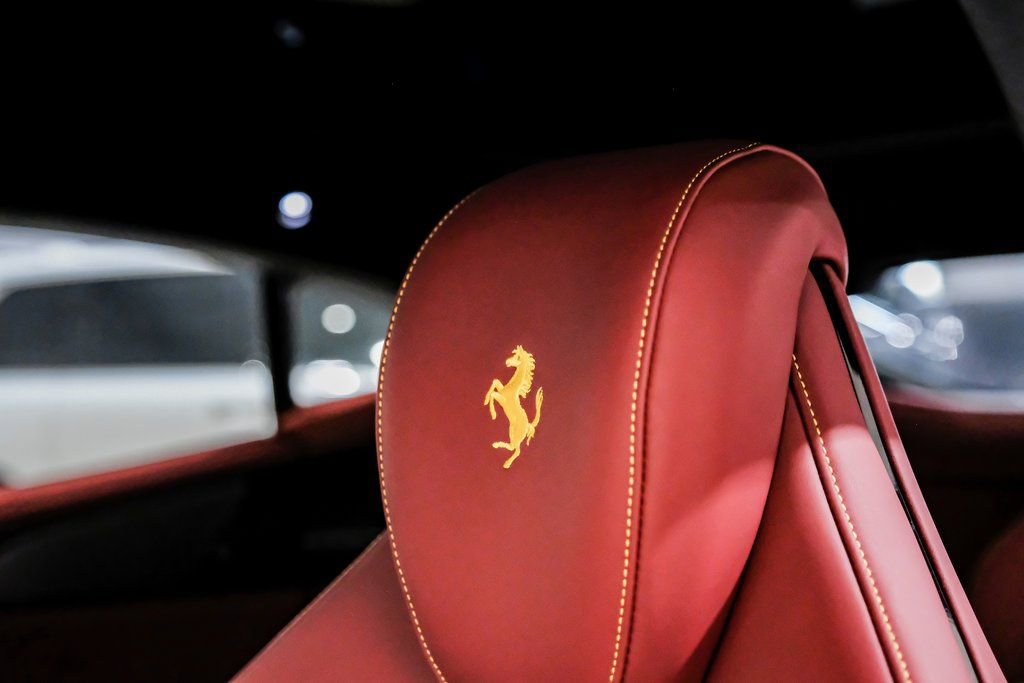 Used 2024 Ferrari Purosangue AWD/4WD image 31