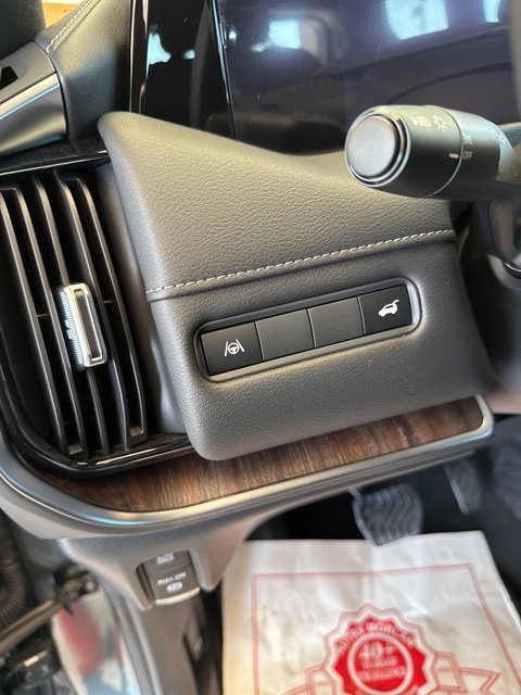 New 2026 Nissan Armada SL w/ Captain's Chari Seat Package image 13