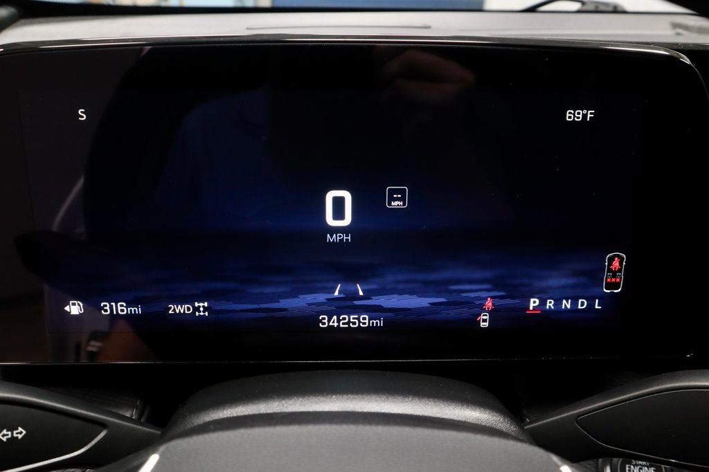 Used 2025 Chevrolet Equinox LT AWD/4WD image 30