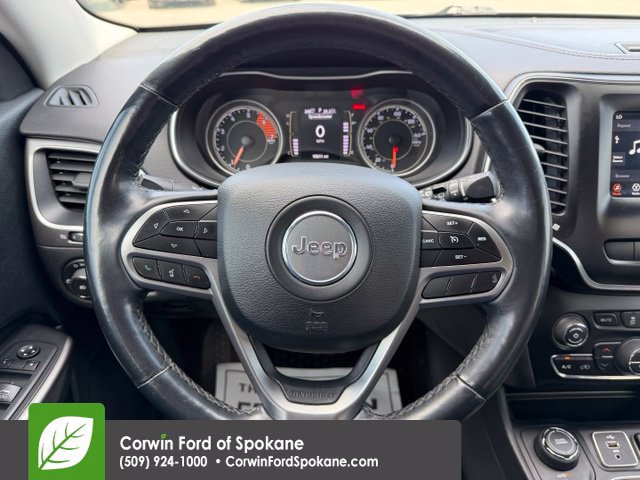 Used 2019 Jeep Cherokee Latitude Plus w/ Comfort/Convenience Group AWD/4WD image 22