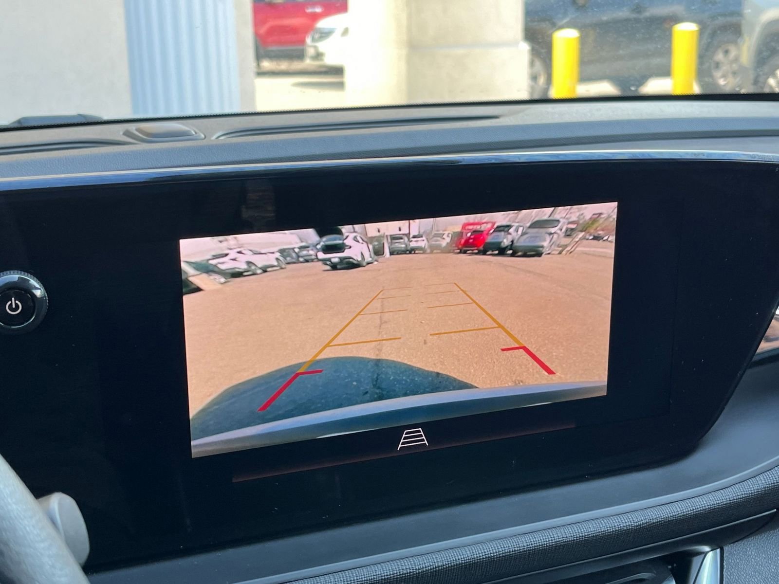 Used 2025 Buick Envista Preferred image 22