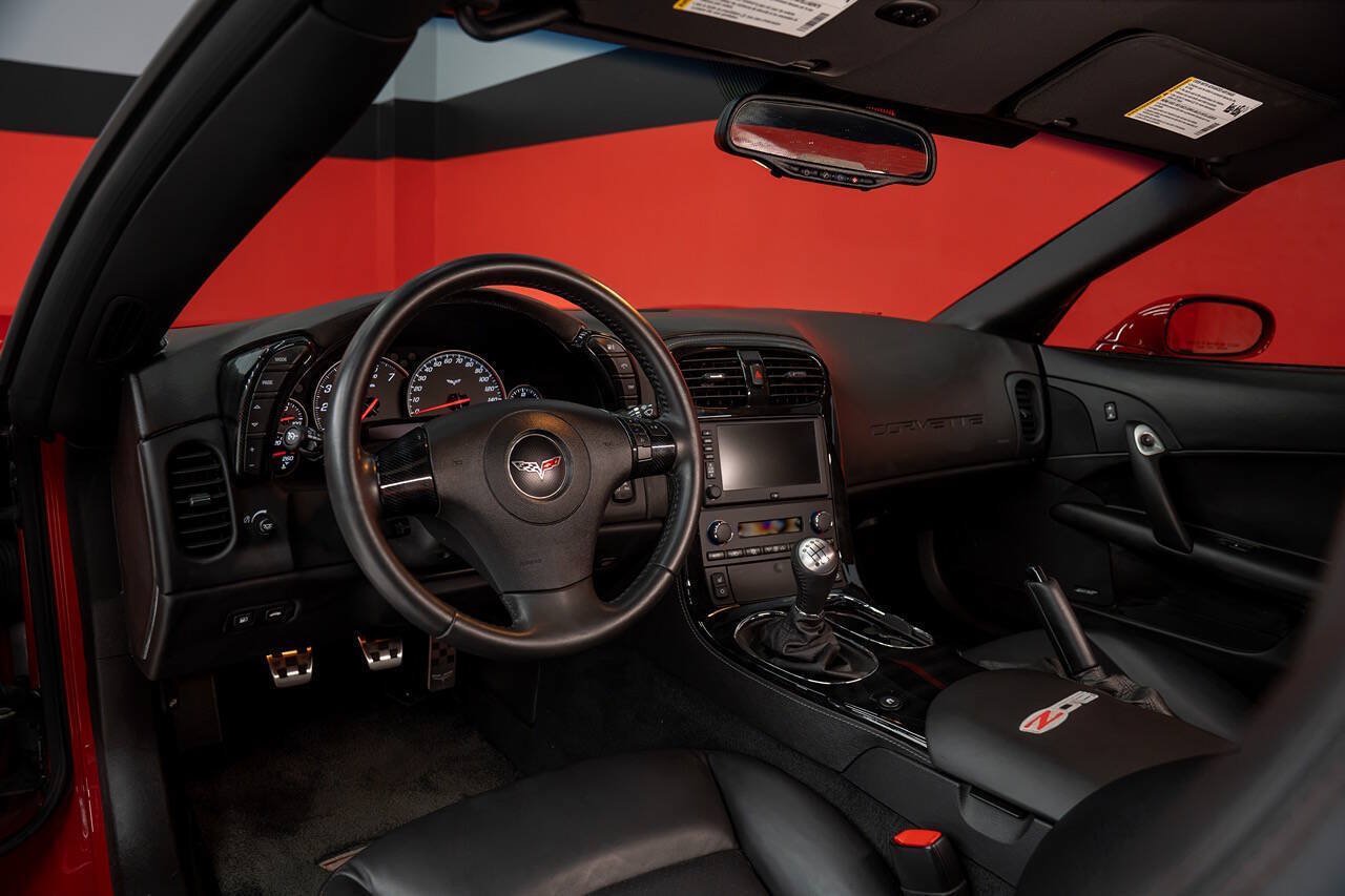 Used 2007 Chevrolet Corvette Z06 w/ Preferred Equipment Group RWD image 47