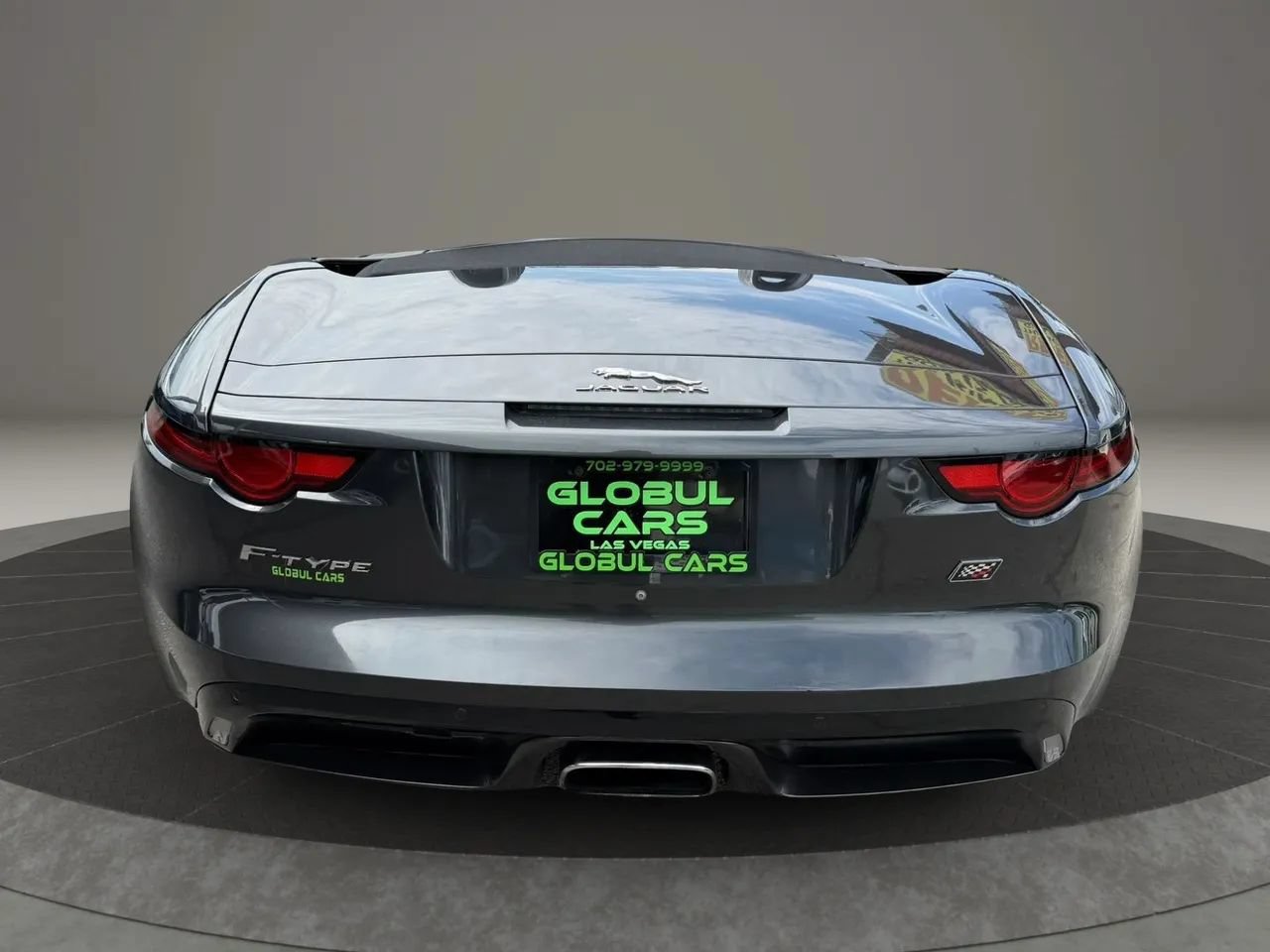 Used 2020 Jaguar F-TYPE Convertible RWD image 12