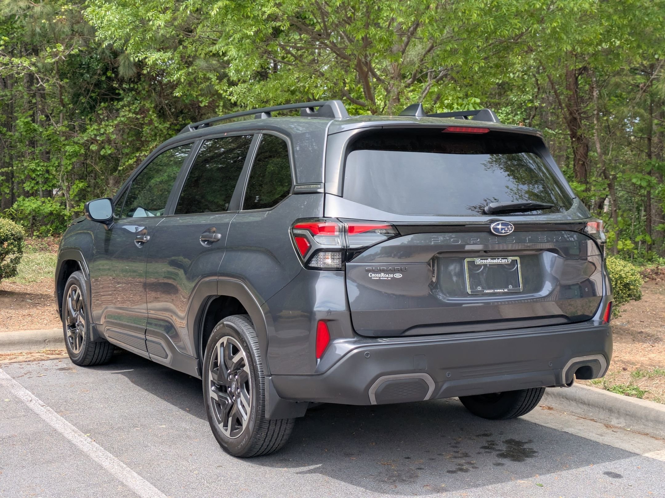 Used 2025 Subaru Forester Limited AWD/4WD image 5