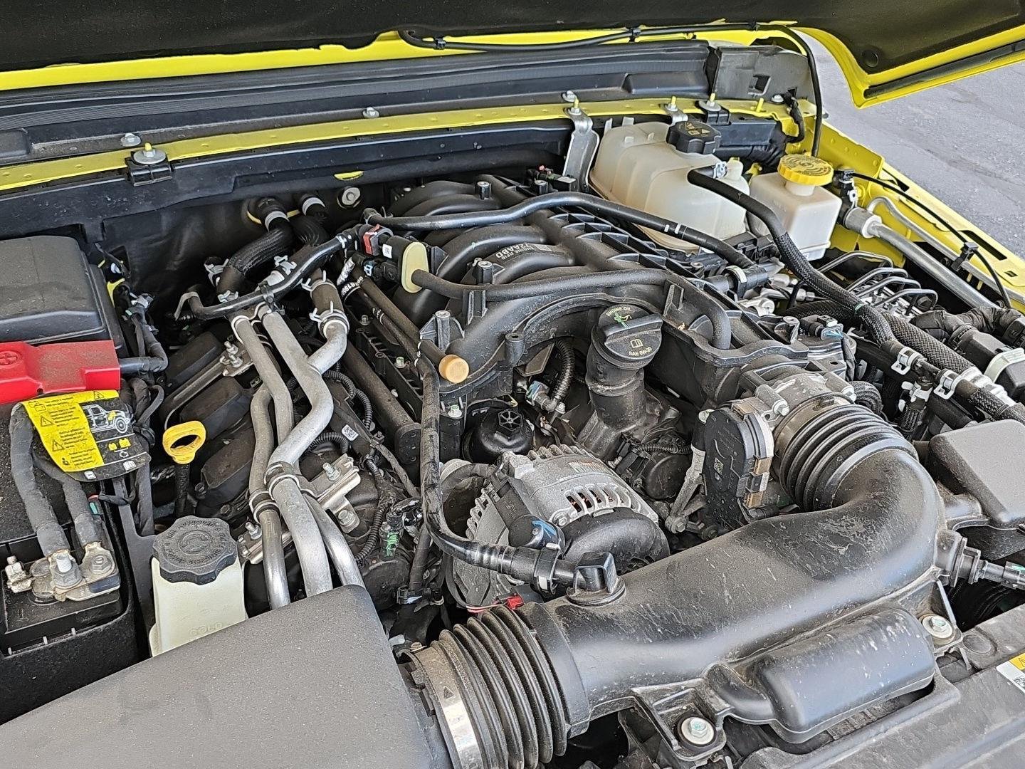 Used 2023 Jeep Gladiator Sport AWD/4WD image 33