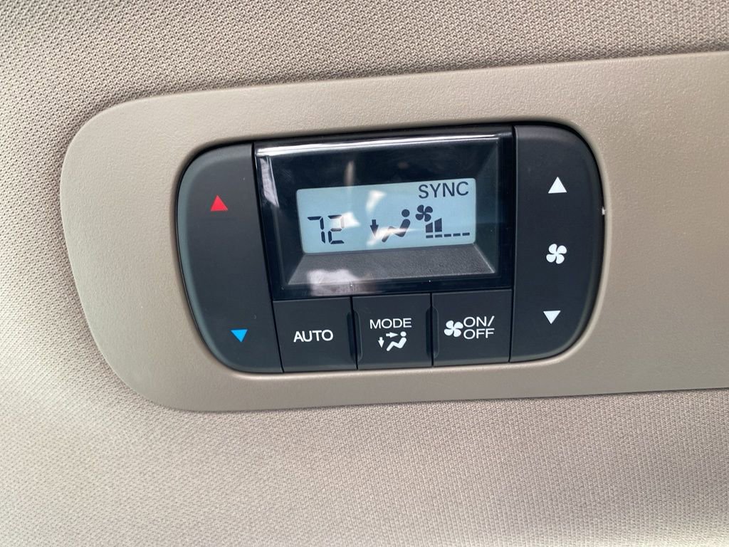 Used 2024 Honda Odyssey Elite image 25