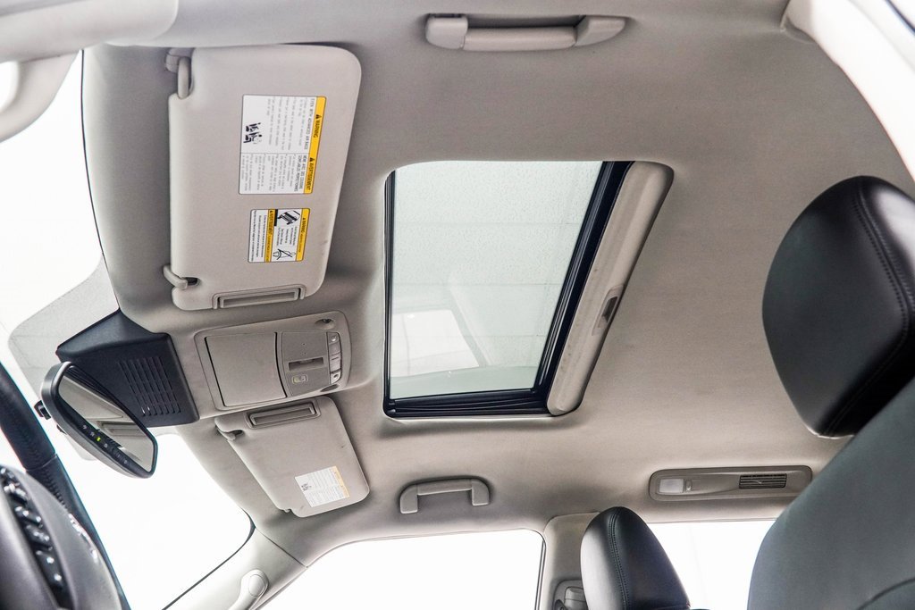 Used 2024 Nissan Armada SL image 39