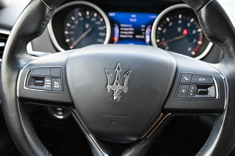 Used 2019 Maserati Ghibli S Q4 AWD/4WD image 30
