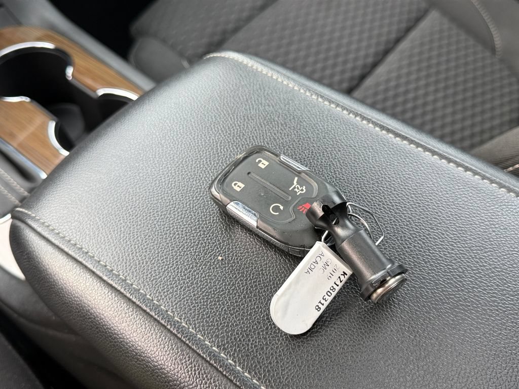 Used 2019 GMC Acadia SLE AWD/4WD image 33