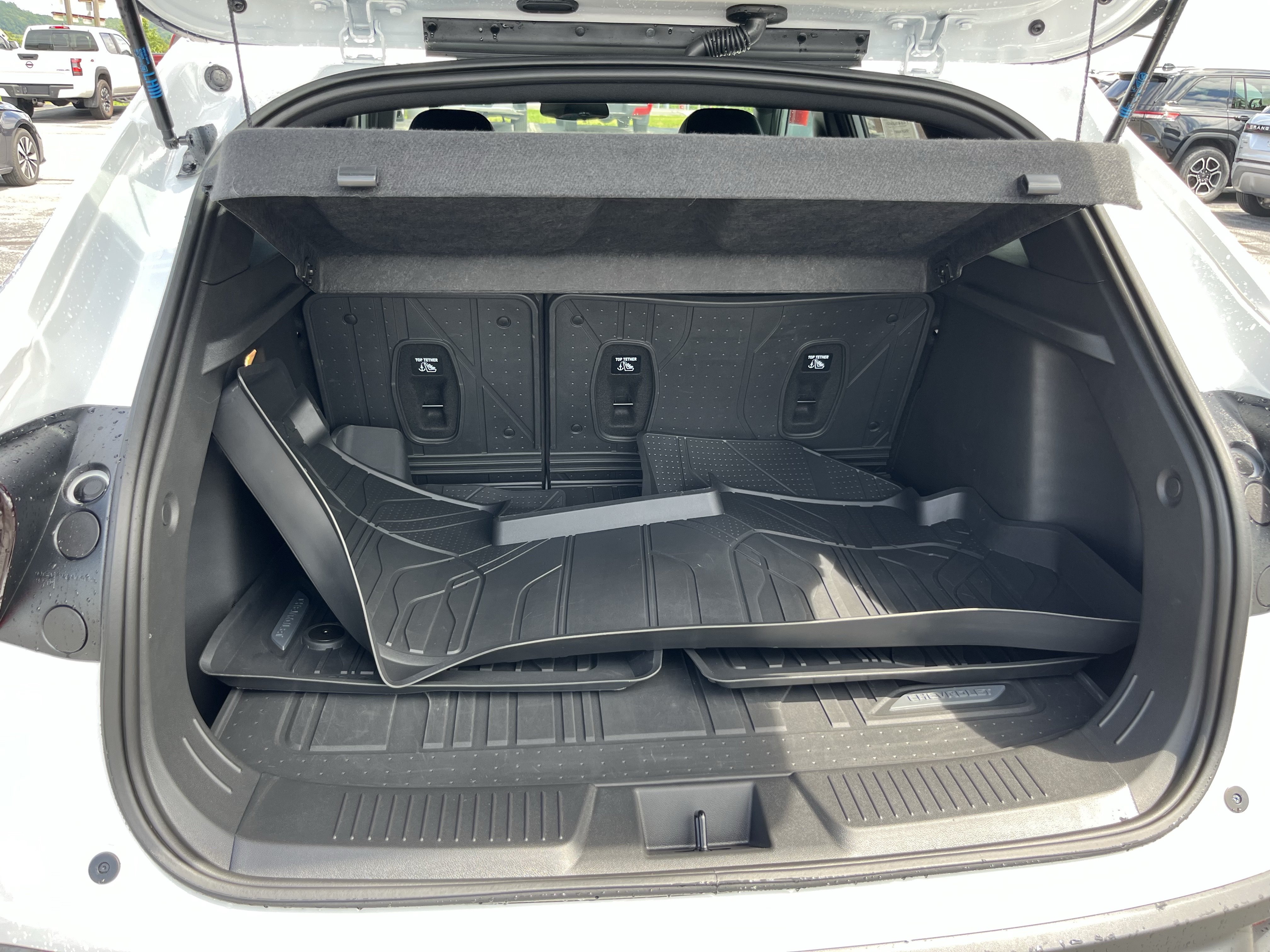 Used 2026 Chevrolet Trax RS w/ Sunroof Package FWD image 7