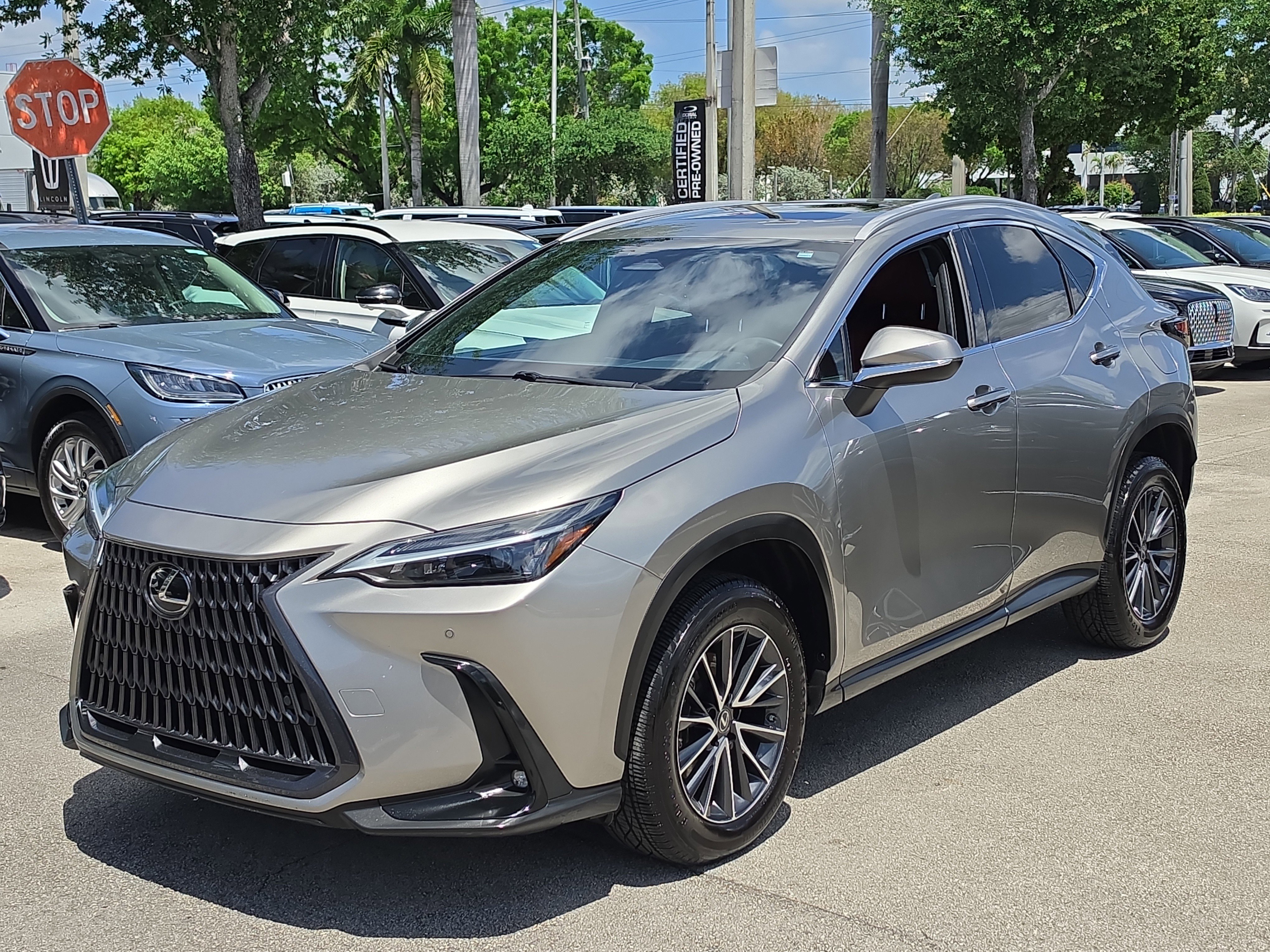 Used 2023 Lexus NX 350 AWD image 3