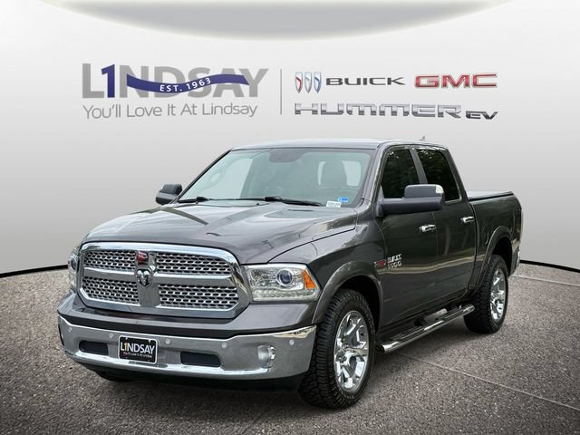 Used 2017 RAM 1500 Laramie w/ Convenience Group AWD/4WD image 6