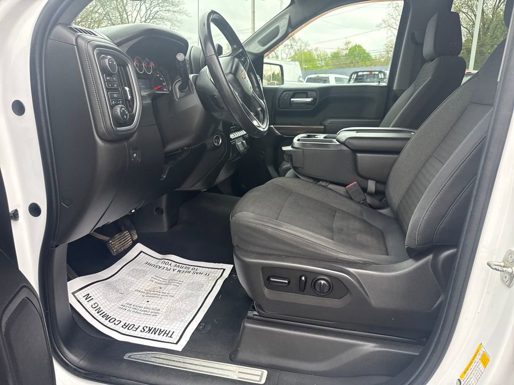 Used 2019 Chevrolet Silverado 1500 LT w/ All-Star Edition AWD/4WD image 24