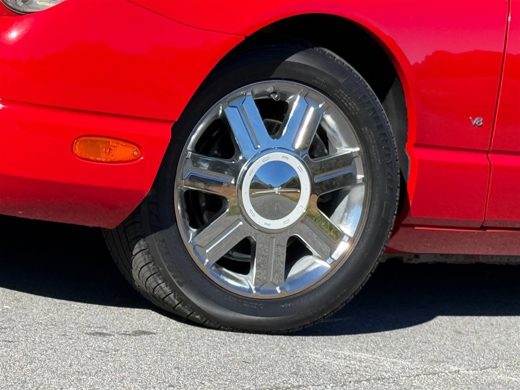 Used 2004 Ford Thunderbird image 14