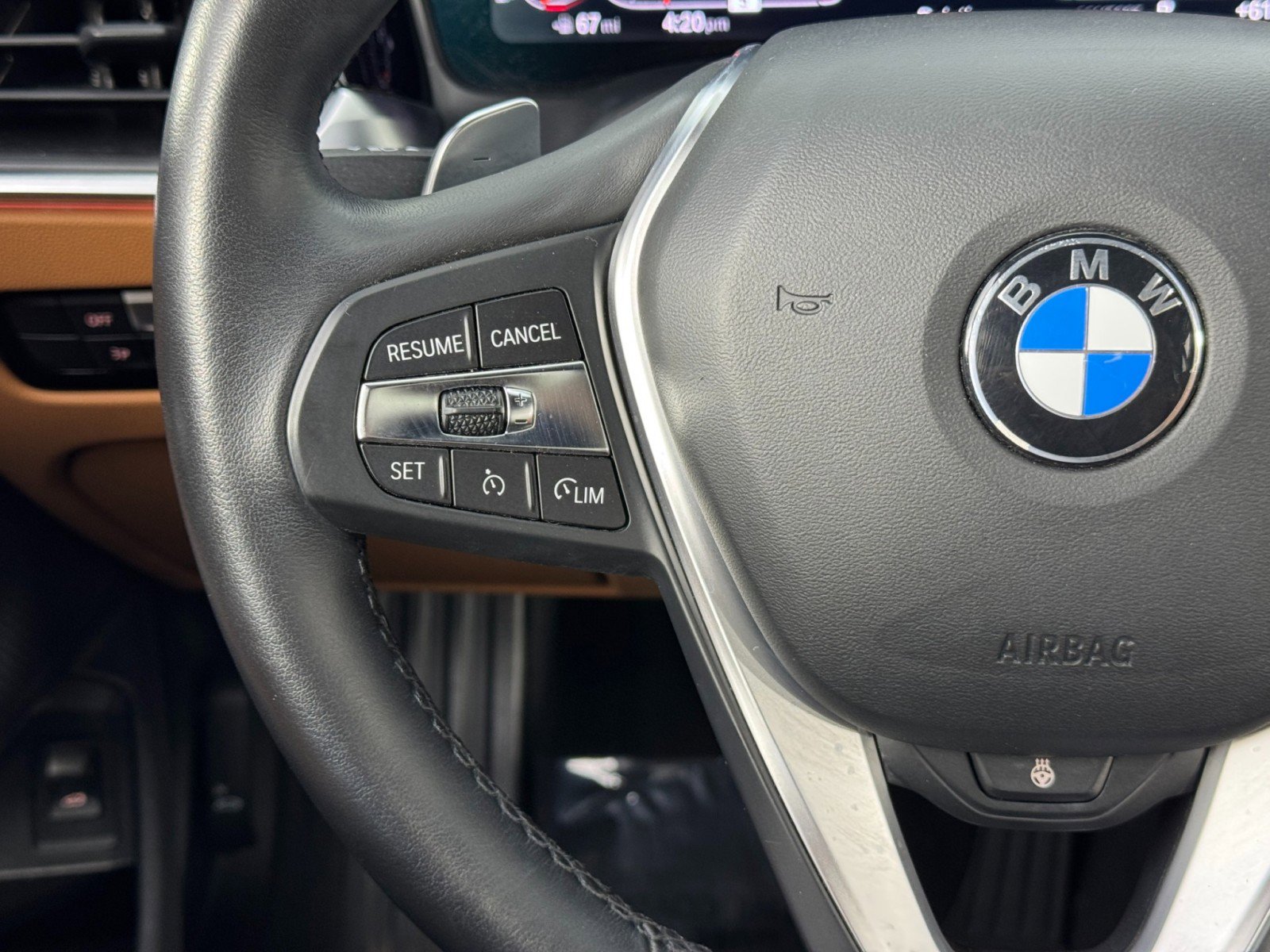 Used 2020 BMW 330i xDrive Sedan w/ Premium Package image 18