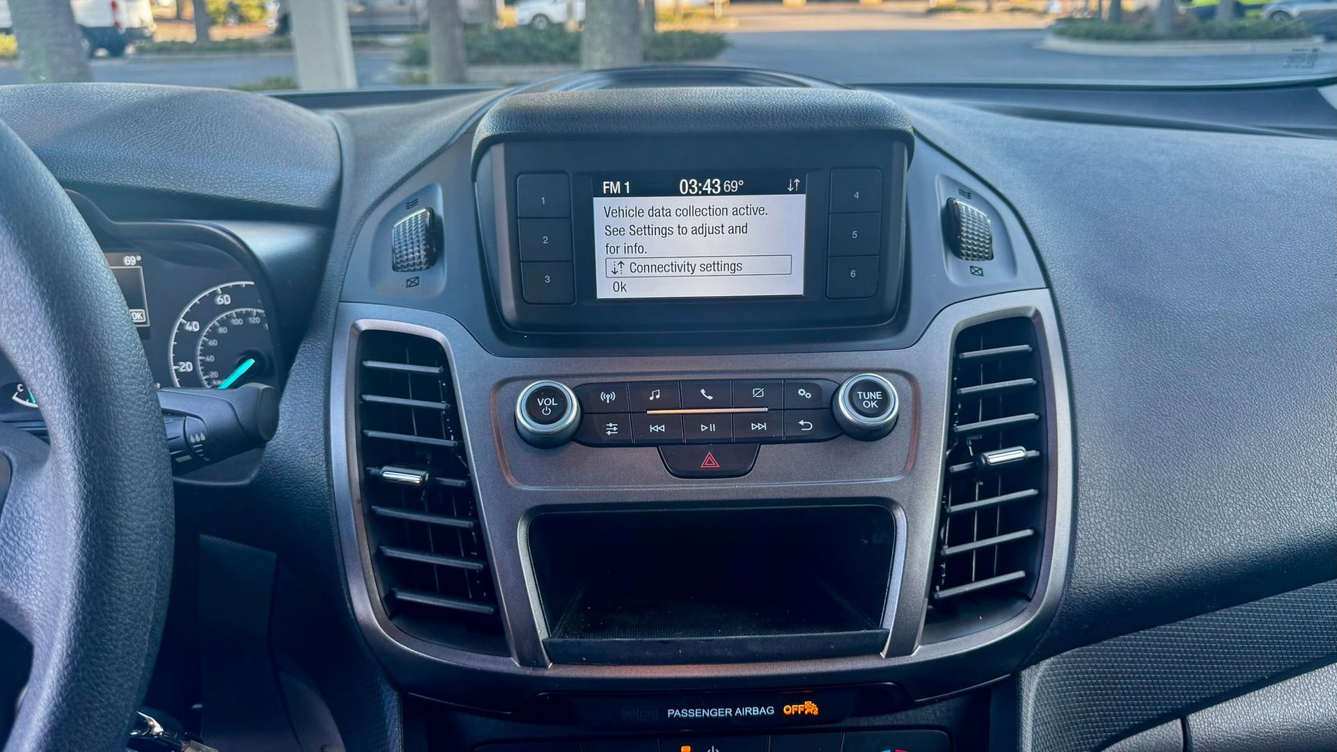 Used 2022 Ford Transit Connect XL image 23