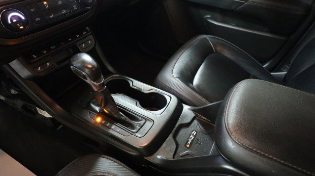 Used 2022 GMC Canyon AT4 w/ Driver Alert Package image 17